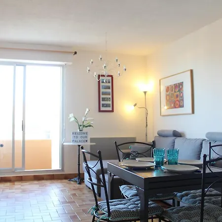 2 Pieces La Nouvelle Pn220-071 Apartment Port-la-Nouvelle